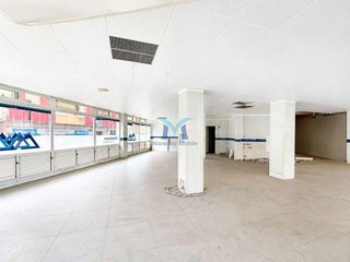 Local comercial en venta en Cee