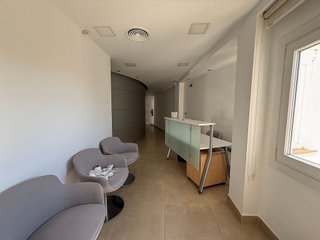 Oficina en alquiler en Centro en Almería