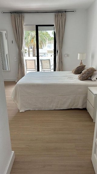 Casa adosada en alquiler en Los Naranjos - Las Brisas en Marbella