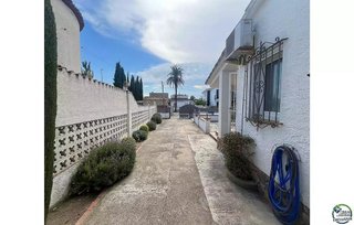 Chalet en venta en Empuriabrava en Castelló d´Empúries