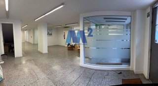 Local comercial en alquiler en Bellas Vistas en Madrid
