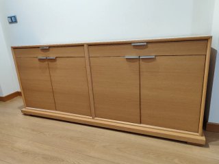 Mueble zapatero y mesitas de madera
