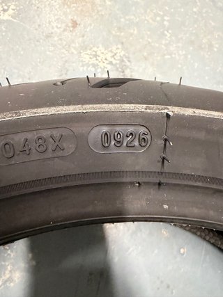 Neumático Michelin Road 6 180/55 ZR 17