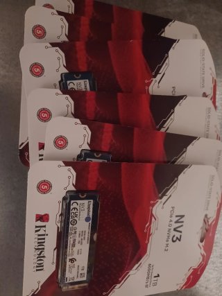 Kingston NV3 1TB PCIe 4.0 NVMe M.2 SSD