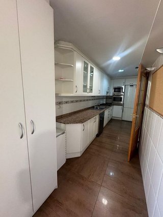 Piso en alquiler en Mercado en Alicante