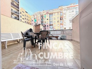 Dúplex en venta en Sant Andreu de Palomar en Barcelona