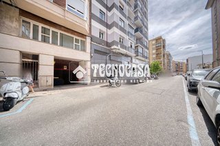 Garaje en venta en Pº Zorrilla - Cuatro de Marzo en Valladolid