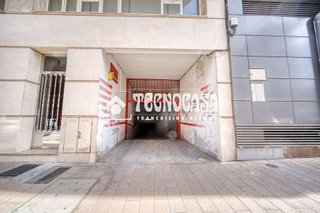 Garaje en venta en Pº Zorrilla - Cuatro de Marzo en Valladolid