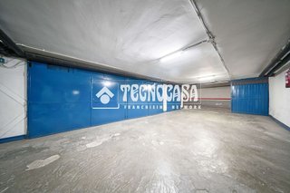 Garaje en venta en Pº Zorrilla - Cuatro de Marzo en Valladolid