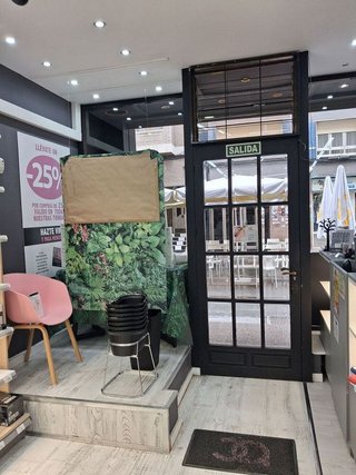 Local comercial en alquiler en La Villa - Bazuelo en Mieres