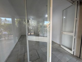 Local comercial en venta en Umbrete