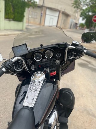 Harley Davidson Electra Glide Negra