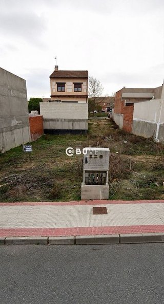 Terreno en venta en Yuncos