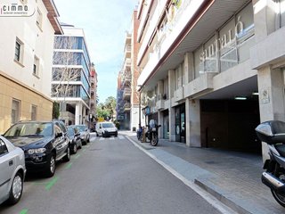 Garaje en venta en Sant Gervasi - Galvany en Barcelona