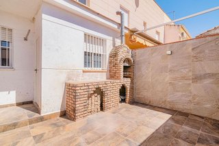 Casa adosada en venta en Cúllar Vega