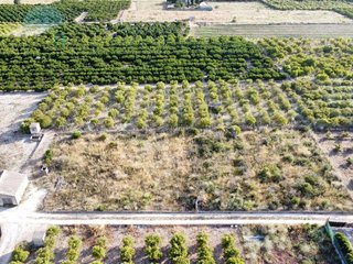 Terreno en venta en Pego