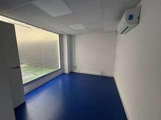 Oficina en venta en Teatinos en Málaga