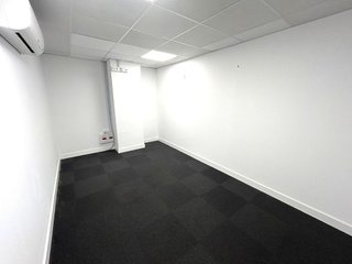 Oficina en venta en Teatinos en Málaga