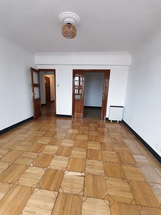 Piso en alquiler en Falperra - Santa Lucía en Coruña (A)