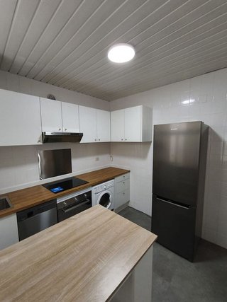 Piso en alquiler en Falperra - Santa Lucía en Coruña (A)