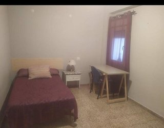 Piso en alquiler en Hospital en Jaén