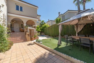 Chalet en venta en Gójar