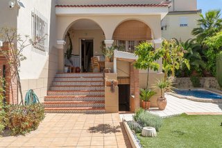Chalet en venta en Gójar