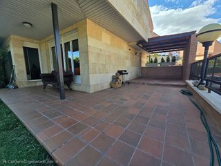 Casa adosada en venta en Cascajos - Piqueras en Logroño