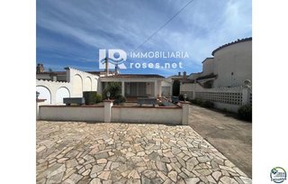 Casa en venta en Empuriabrava en Castelló d´Empúries