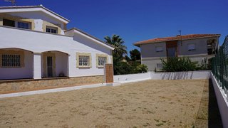 Chalet en venta en Berà Mar - El Francaset en Roda de Barà