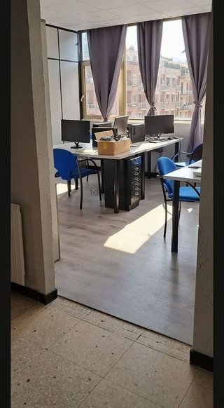 Oficina en venta en San Pedro de Deusto-La Ribera en Bilbao
