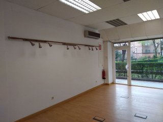 Local comercial en venta en Comillas en Madrid