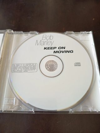 CD Bob Marley - Keep On Moving