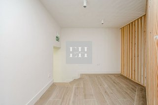 Local comercial en alquiler en Almagro en Madrid