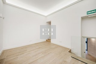 Local comercial en alquiler en Almagro en Madrid