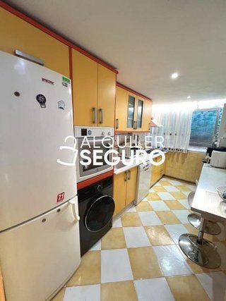 Piso en alquiler en Villayuventus-Renfe en Parla