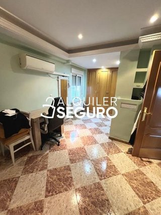 Piso en alquiler en Villayuventus-Renfe en Parla