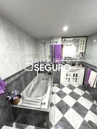 Piso en alquiler en Villayuventus-Renfe en Parla