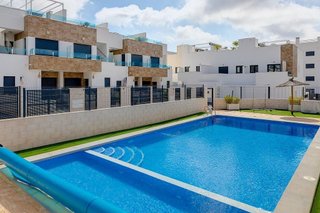 Casa adosada en venta en Casco Antiguo - Santa Cruz en Alicante