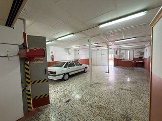 Local comercial en venta en Olivares