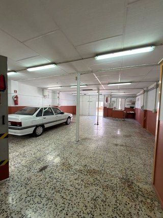 Local comercial en venta en Olivares