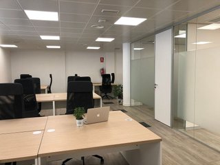 Oficina en alquiler en Castillejos en Madrid