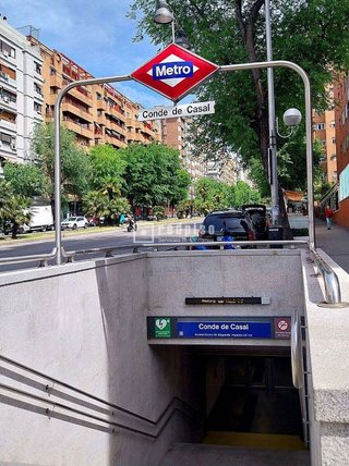 Garaje en alquiler en Niño Jesús en Madrid