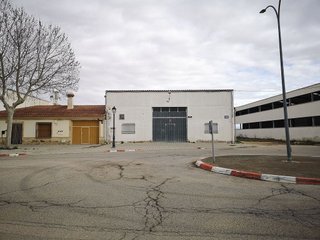Nave industrial en venta en Tarazona de la Mancha