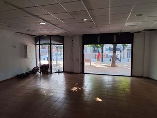 Local comercial en alquiler en Montmeló