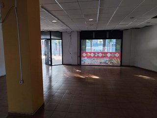 Local comercial en alquiler en Montmeló