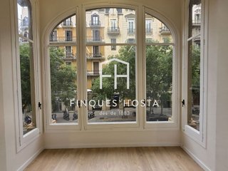 Oficina en alquiler en La Dreta de l'Eixample en Barcelona