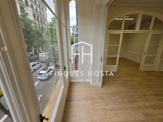 Oficina en alquiler en La Dreta de l'Eixample en Barcelona