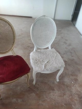 Juego de 4 sillas antiguas para restaurar