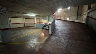 Garaje en venta en Sant Pere en Terrassa